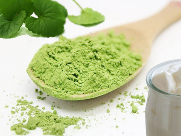 Dưỡng da mịn màng bằng mặt nạ rau má