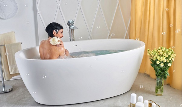 Dùng sữa tắm rửa mặt có sao không?