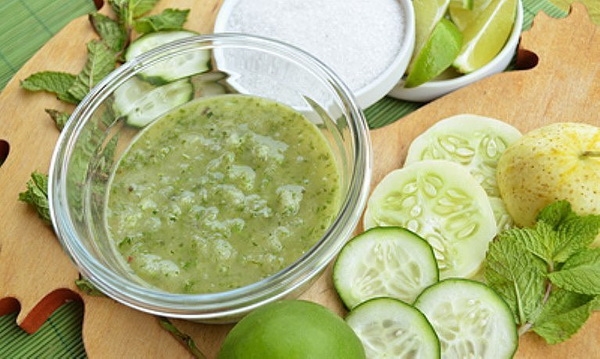 Làm mặt nạ dưỡng cho da mụn thế nào an toàn?