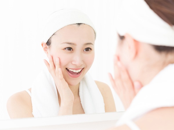 Các bí kíp làm sữa rửa mặt cho bà bầu an toàn