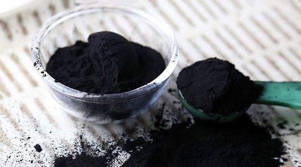 Tuyệt chiêu tự làm sữa rửa mặt than hoạt tính tại nhà