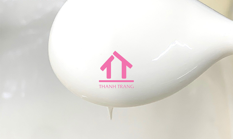 Gia công kem body yogurt với công thức dưỡng trắng da toàn thân